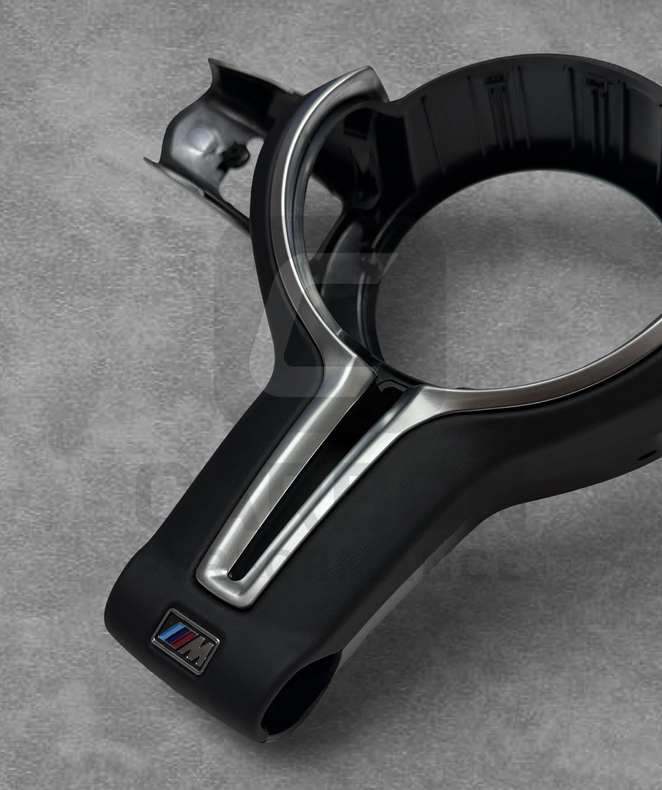 - BMW LEATHER STEERING WHEEL TRIM - Image 4