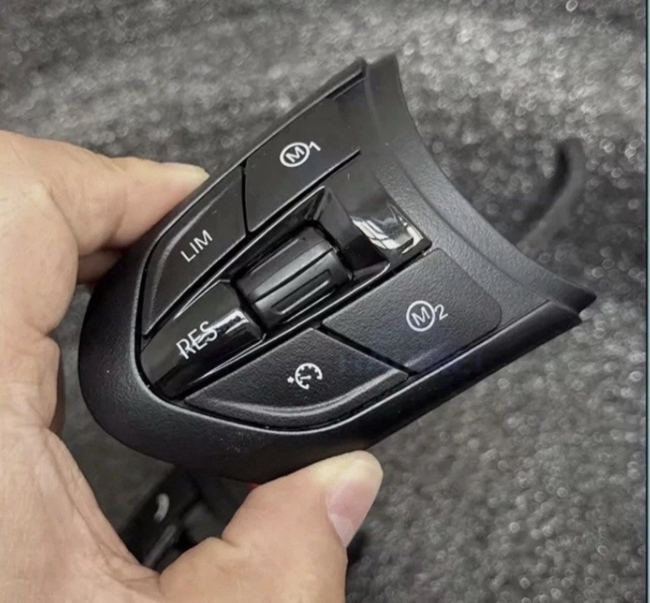 - BMW STEERING WHEEL BUTTONS GLOSS BLACK
