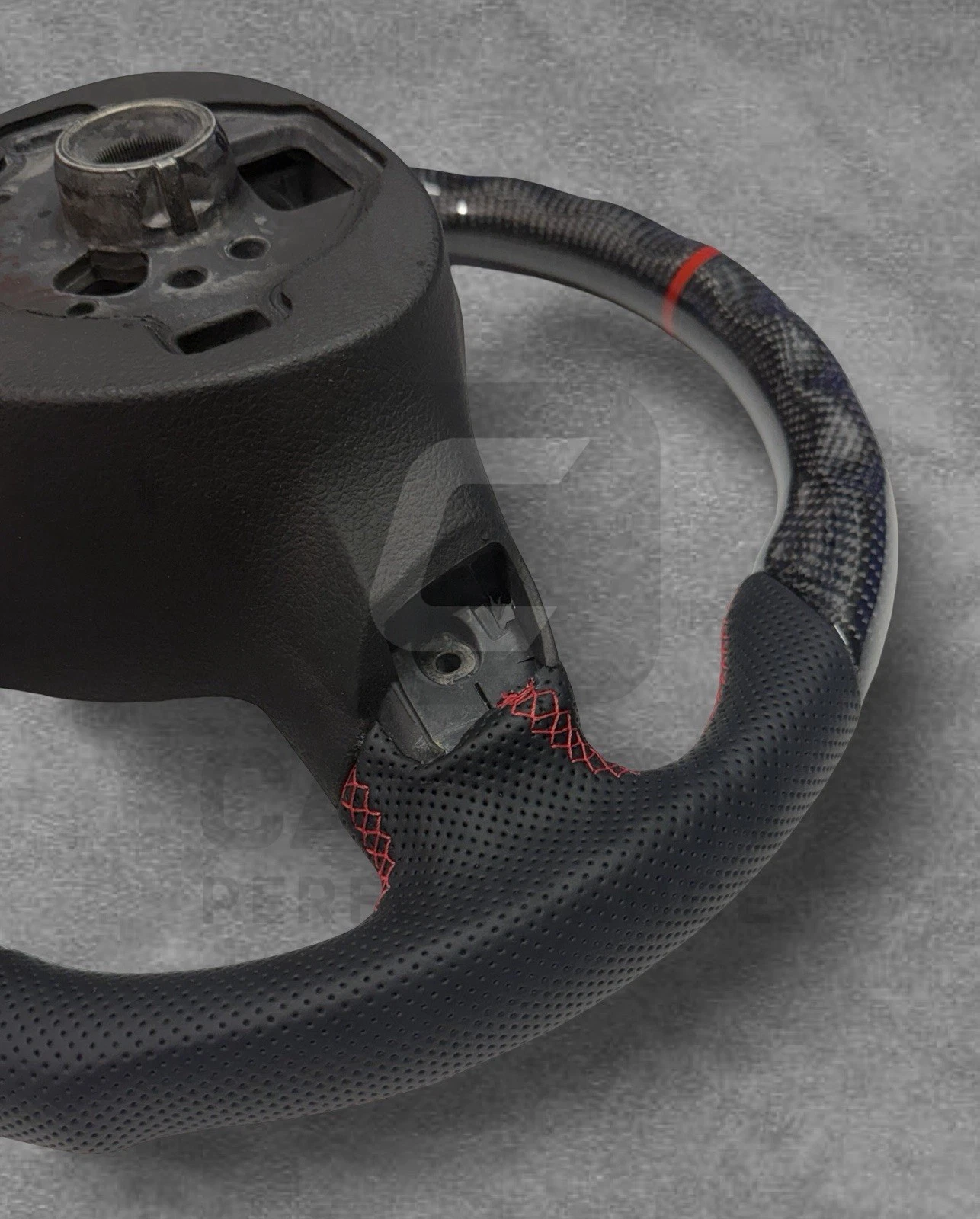 Real Carbon Wheel VW Leather Red Stitch MK6 - Image 7