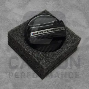 - 100% REAL CARBON FIBRE M PERFORMANCE FUEL CAP COVER