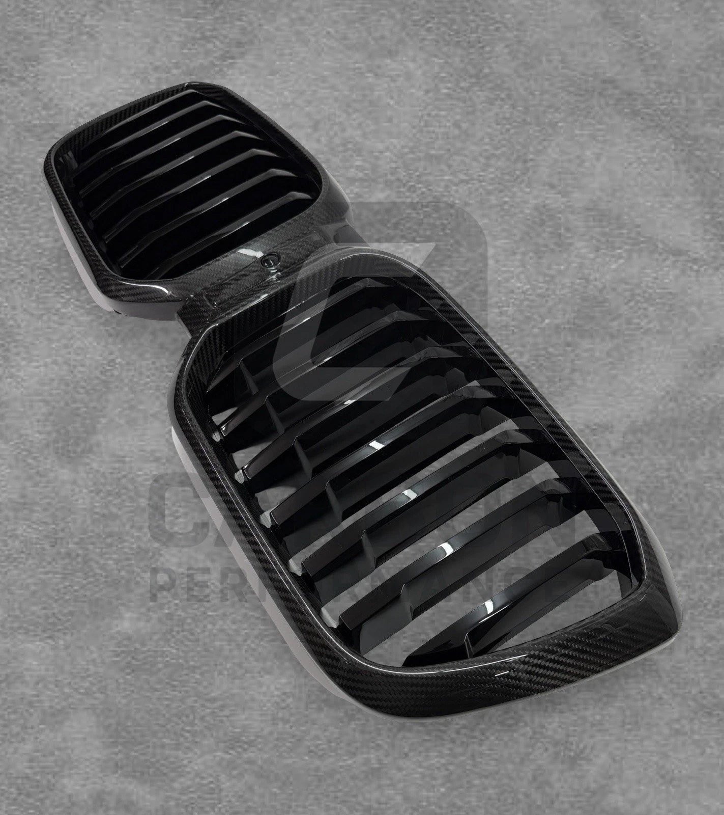 - Single Slat Pre-Preg Carbon Fibre Front Grille for BMW 22-24